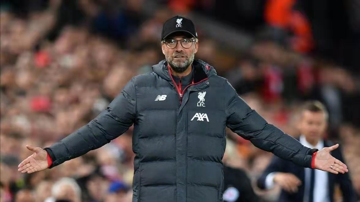 DB体育官方在线入口-詹姆斯击败老对手国米，晋级之路一路高歌！